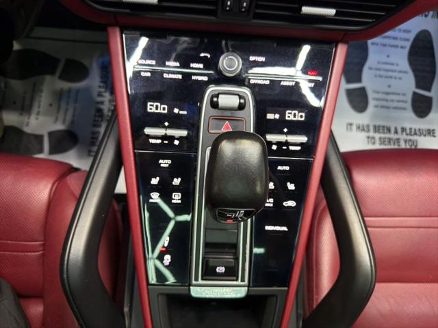 2019 Porsche Cayenne E-Hybrid E