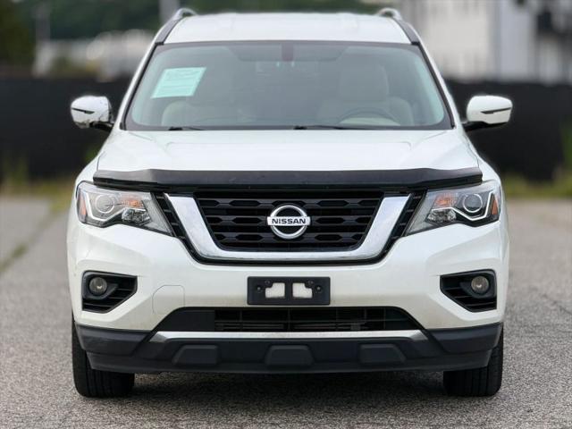 2017 Nissan Pathfinder SV