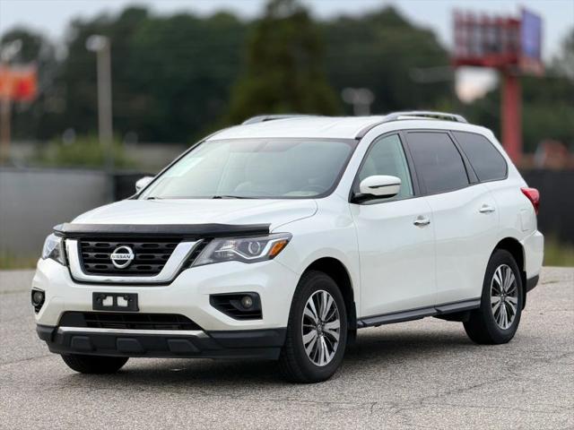 2017 Nissan Pathfinder SV