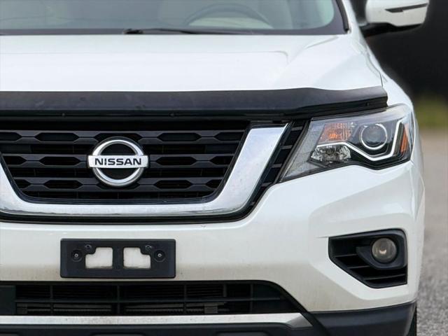 2017 Nissan Pathfinder SV