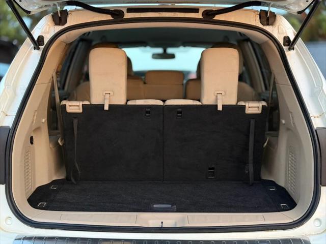 2017 Nissan Pathfinder SV