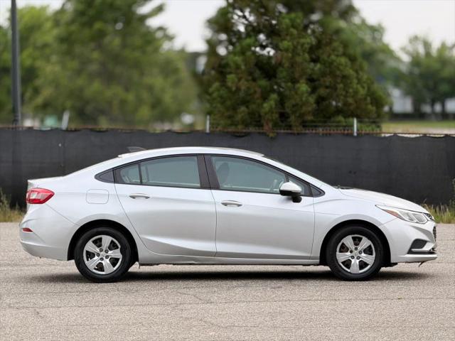 2017 Chevrolet Cruze LS Auto