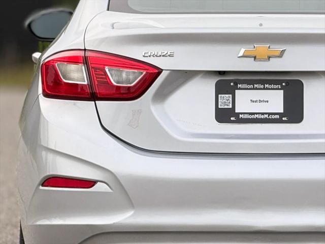 2017 Chevrolet Cruze LS Auto