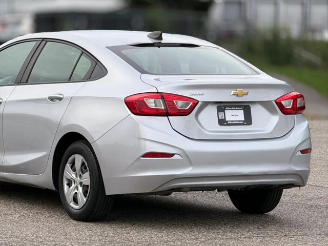 2017 Chevrolet Cruze LS Auto