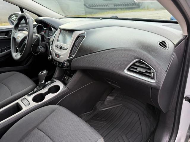 2017 Chevrolet Cruze LS Auto