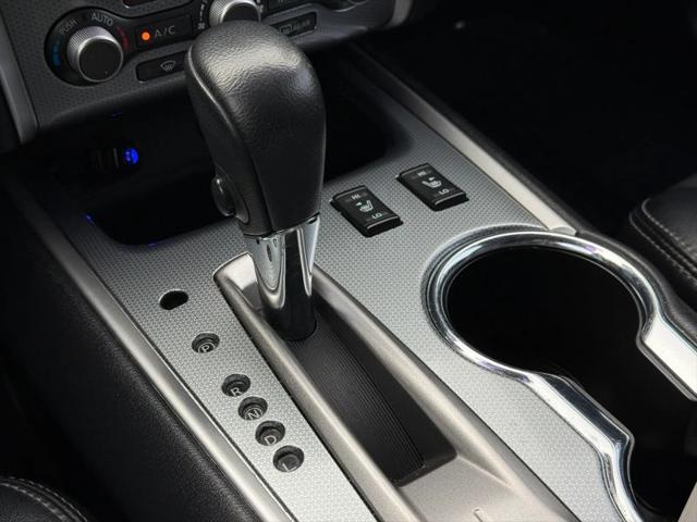 2017 Nissan Pathfinder SL