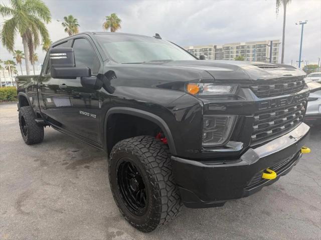2020 Chevrolet Silverado 2500HD 4WD Crew Cab Standard Bed Custom