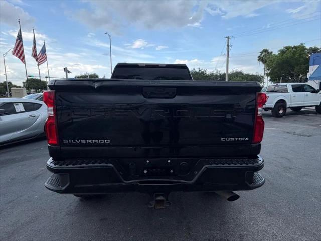 2020 Chevrolet Silverado 2500HD 4WD Crew Cab Standard Bed Custom
