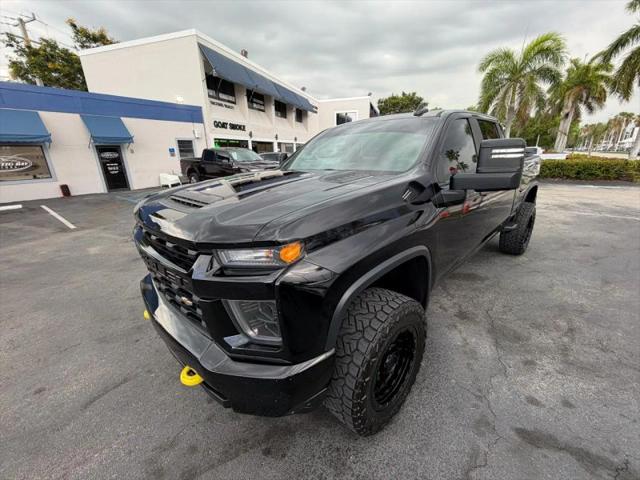 2020 Chevrolet Silverado 2500HD 4WD Crew Cab Standard Bed Custom