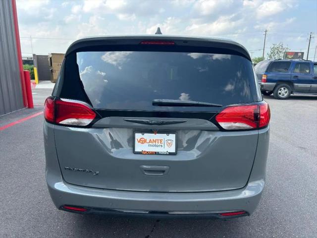 2020 Chrysler Pacifica Touring