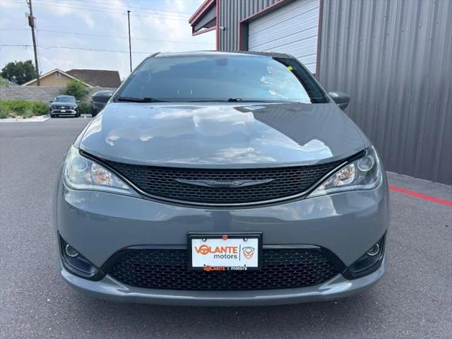 2020 Chrysler Pacifica Touring