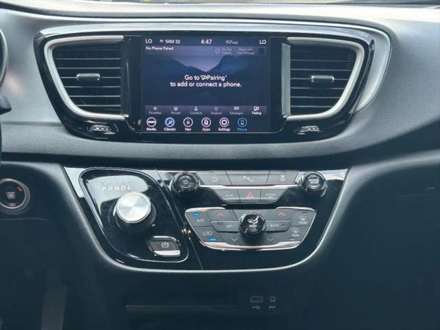 2020 Chrysler Pacifica Touring