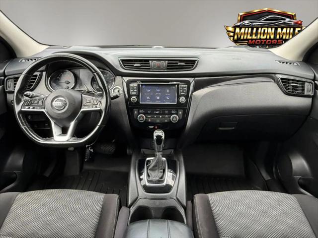 2017 Nissan Rogue Sport SV