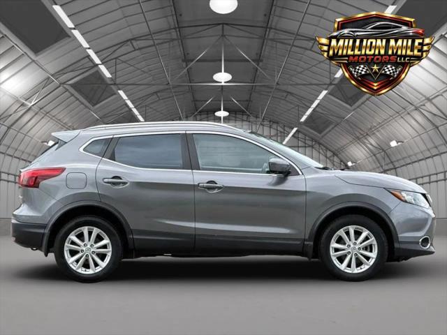 2017 Nissan Rogue Sport SV