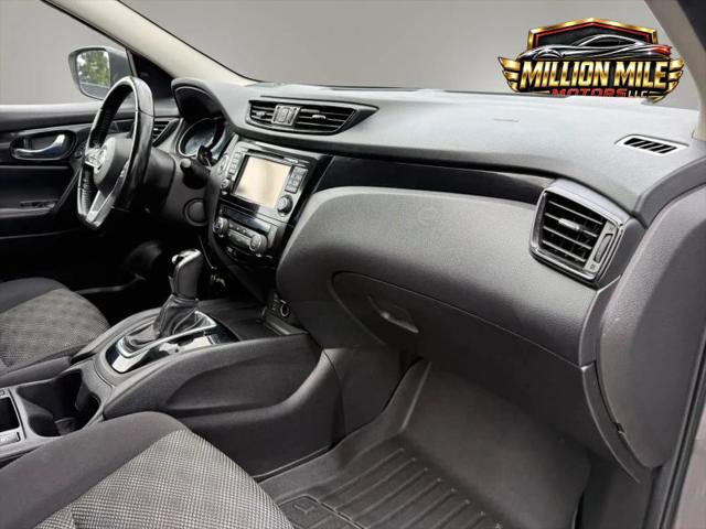 2017 Nissan Rogue Sport SV