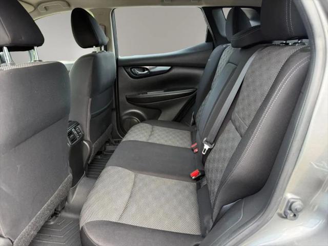 2017 Nissan Rogue Sport SV