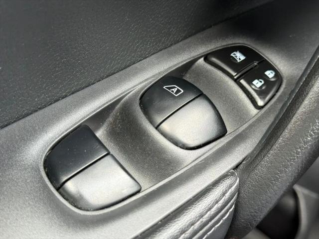 2017 Nissan Rogue Sport SV
