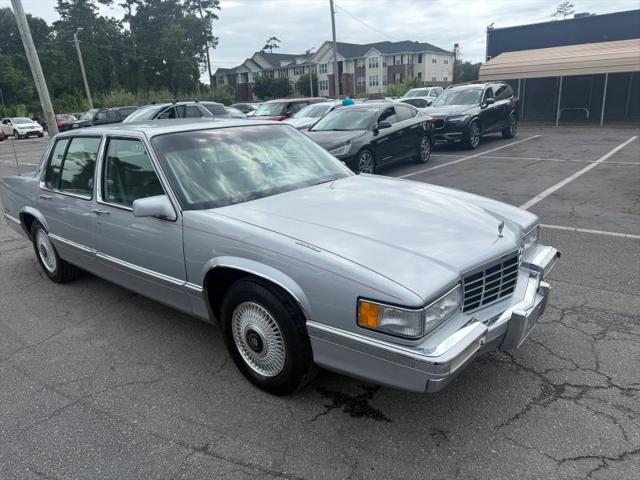 1993 Cadillac DeVille Standard