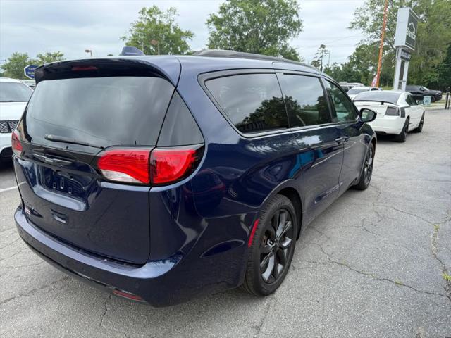 2019 Chrysler Pacifica Touring L Plus
