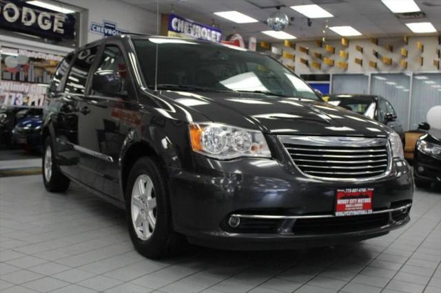 2012 Chrysler Town & Country Touring for sale in Chicago, IL