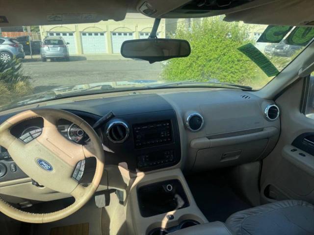 2005 Ford Expedition Eddie Bauer
