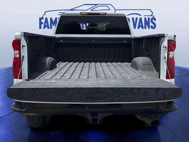 2023 Chevrolet Silverado 3500HD 4WD Double Cab Long Bed WT