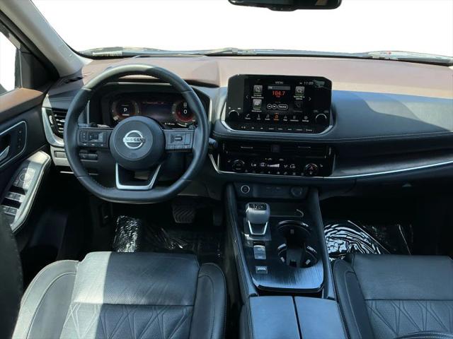 2021 Nissan Rogue Platinum FWD