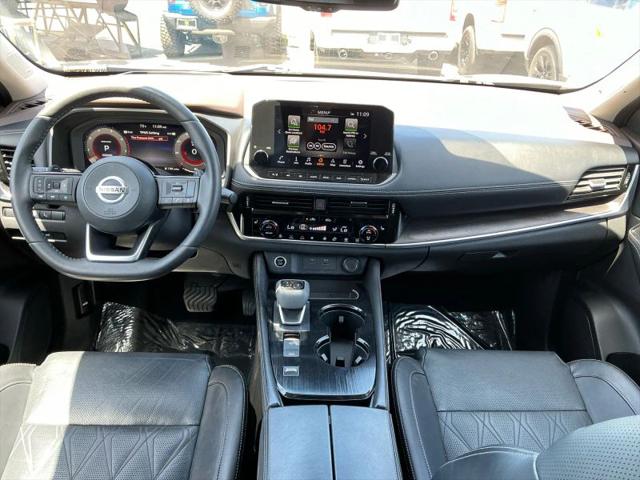 2021 Nissan Rogue Platinum FWD