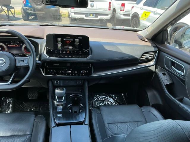 2021 Nissan Rogue Platinum FWD