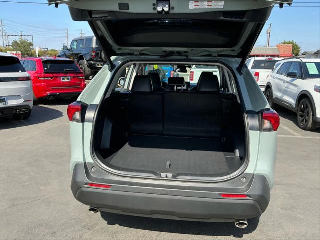 2021 Toyota RAV4 Hybrid XLE Premium