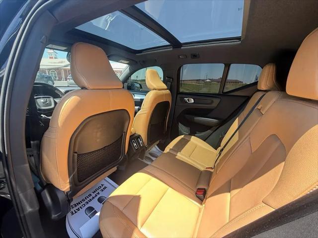 2019 Volvo XC40 T5 Momentum