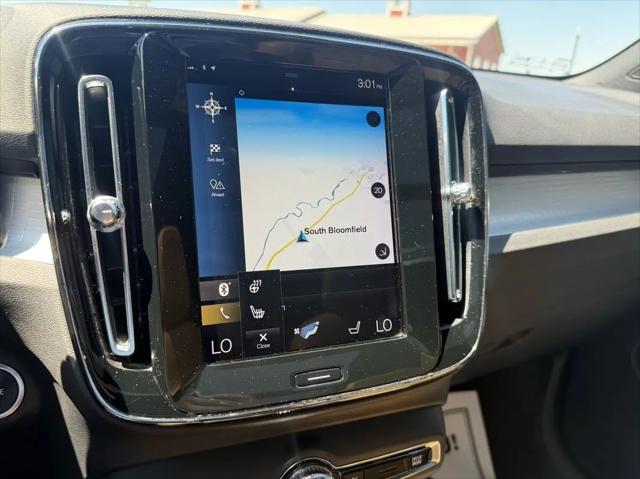2019 Volvo XC40 T5 Momentum