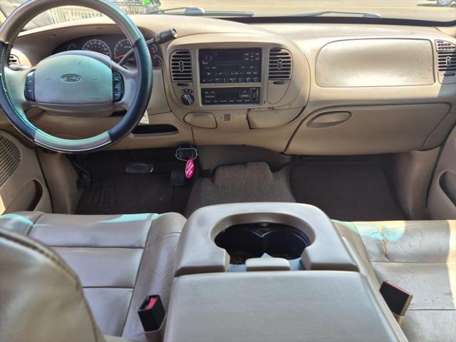 2002 Ford F-150 Base