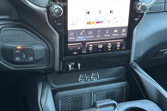 2026 Ram 2500 Laramie Crew Cab 4x4 64 Box