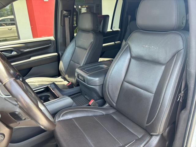 2021 GMC Yukon XL 4WD Denali