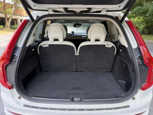 2019 Volvo XC90 T6 Momentum