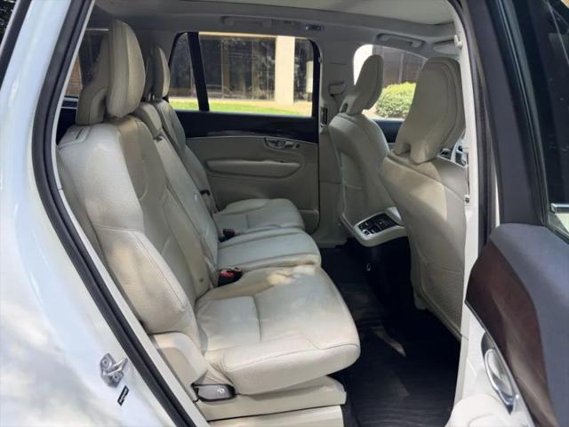2019 Volvo XC90 T6 Momentum