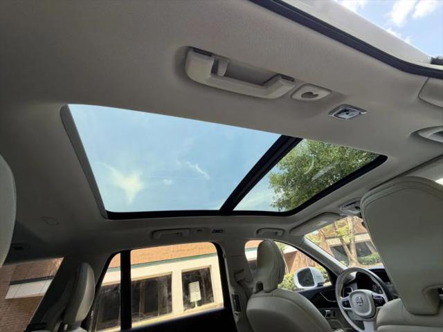 2019 Volvo XC90 T6 Momentum