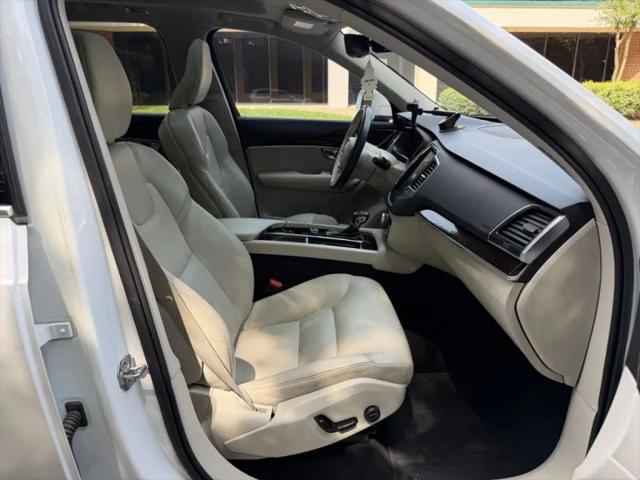 2019 Volvo XC90 T6 Momentum