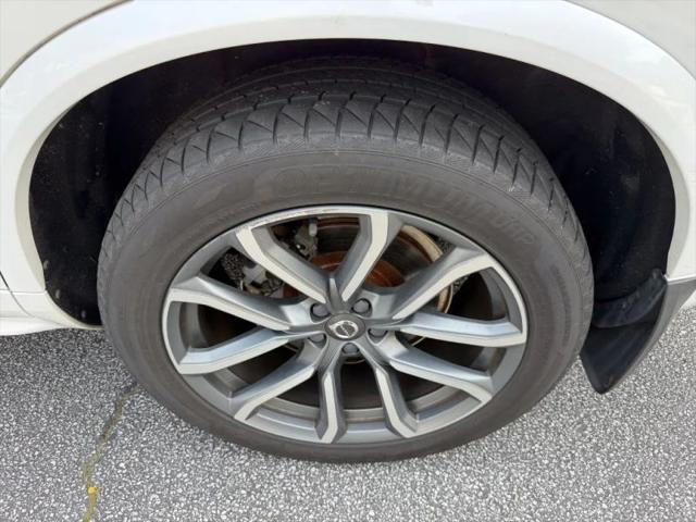 2019 Volvo XC90 T6 Momentum
