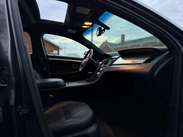 2016 Ford Taurus SEL