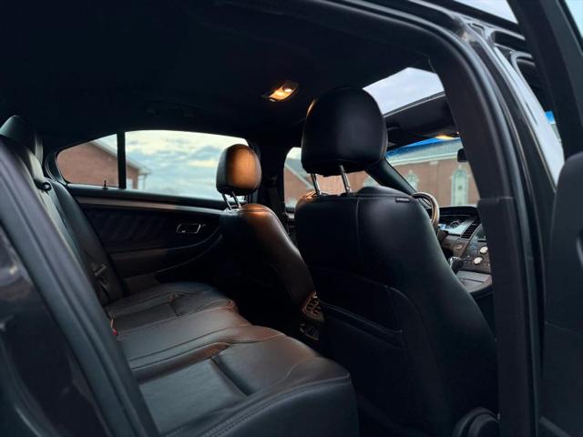 2016 Ford Taurus SEL