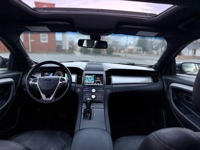 2016 Ford Taurus SEL