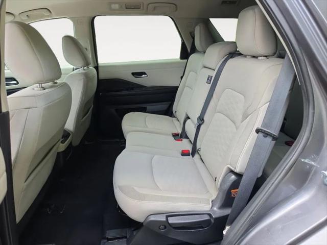 2022 Nissan Pathfinder SV 4WD