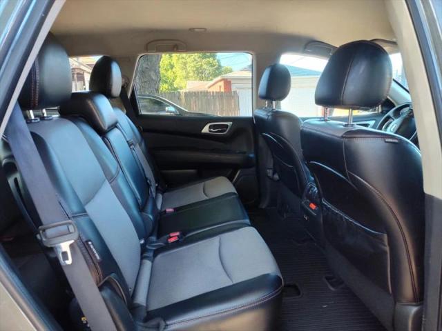 2020 Nissan Pathfinder SV 2WD