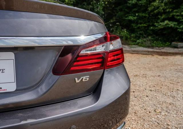 2016 Honda Accord EX-L V-6