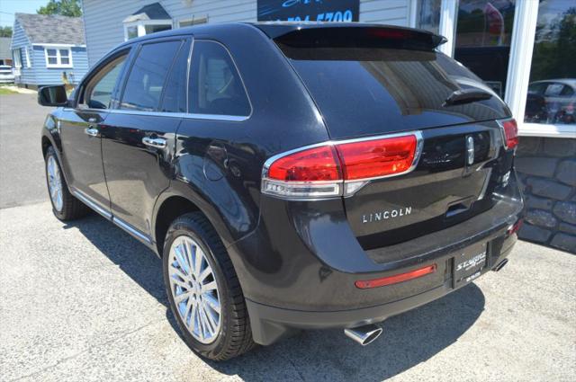 2011 Lincoln MKX Base