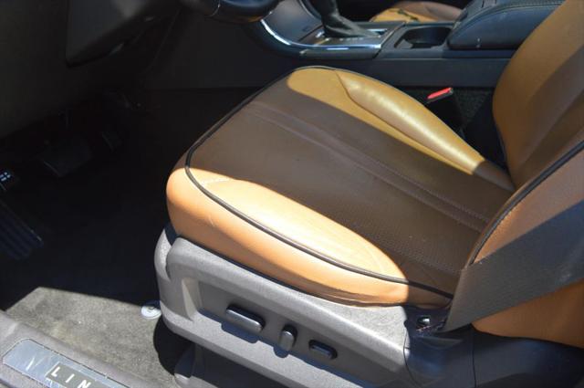 2011 Lincoln MKX Base