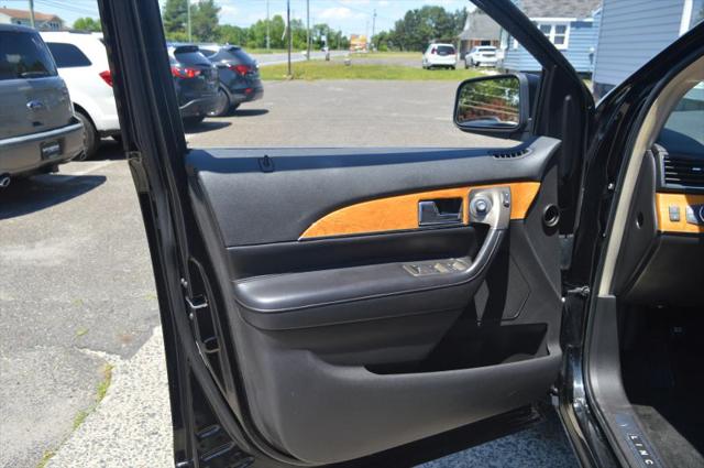 2011 Lincoln MKX Base