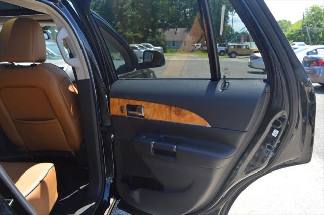 2011 Lincoln MKX Base